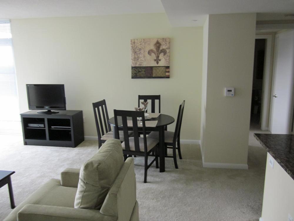 Boq Lodging In Rosslyn วอชิงตัน ภายนอก รูปภาพ